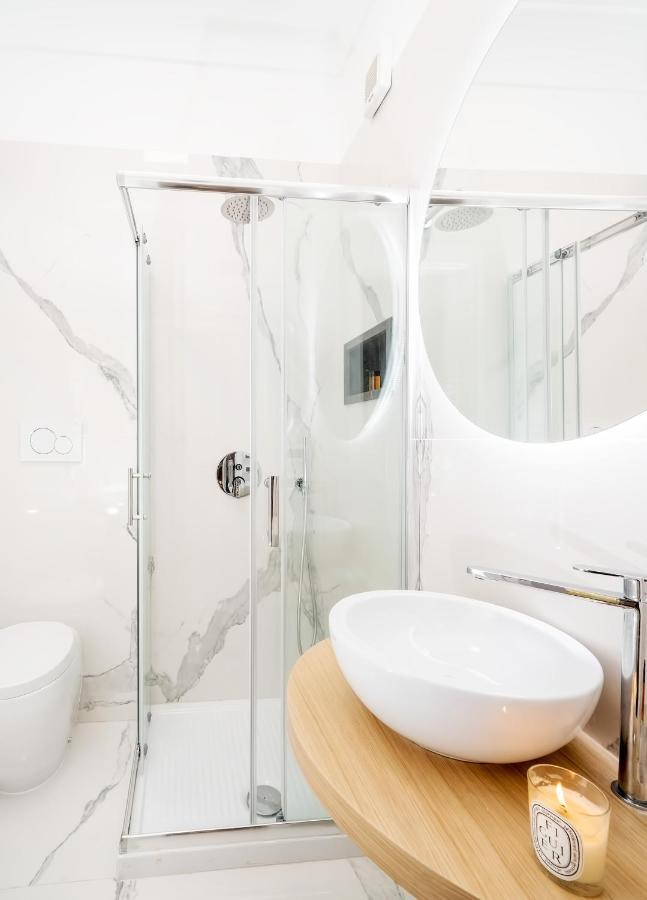 Suite Apartment Capri Con Jacuzzi In Piazzetta ภายนอก รูปภาพ