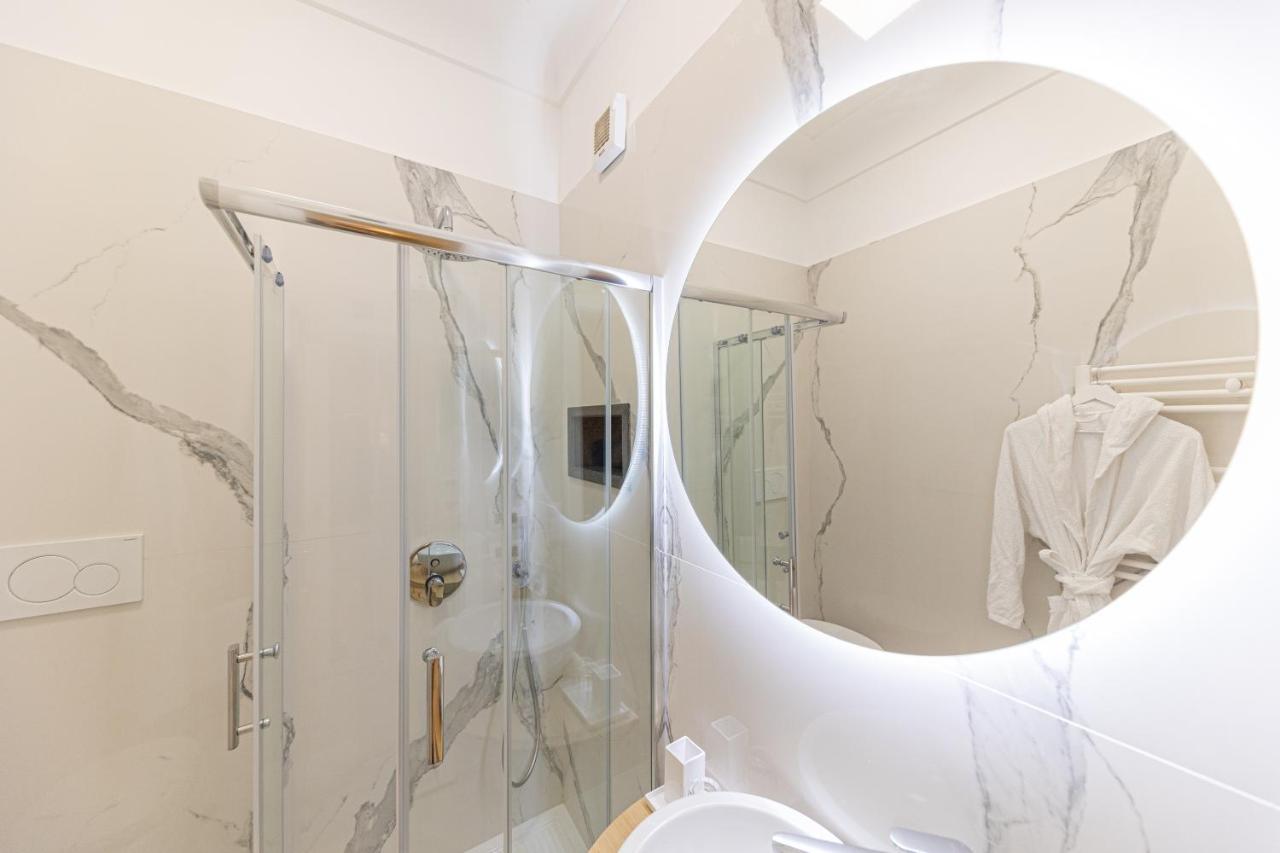 Suite Apartment Capri Con Jacuzzi In Piazzetta ภายนอก รูปภาพ