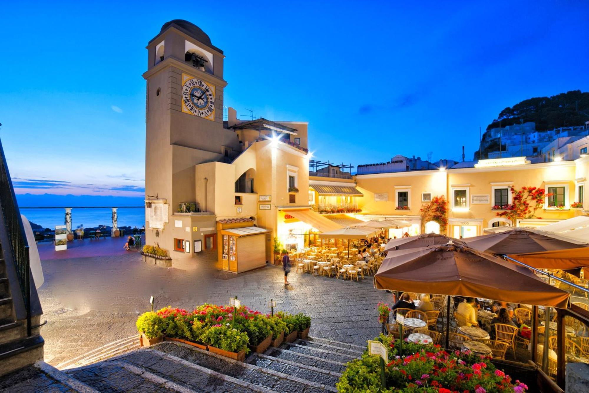 Suite Apartment Capri Con Jacuzzi In Piazzetta ภายนอก รูปภาพ