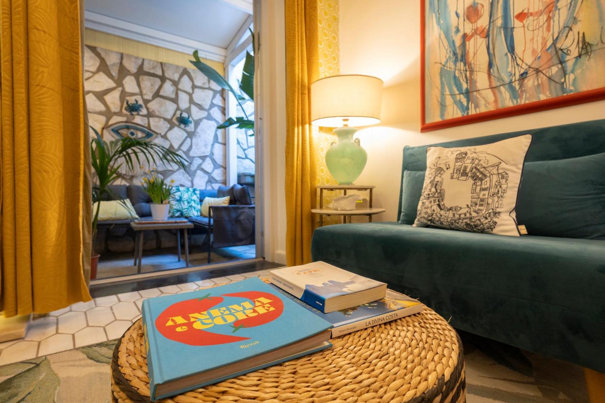 Suite Apartment Capri Con Jacuzzi In Piazzetta ภายนอก รูปภาพ