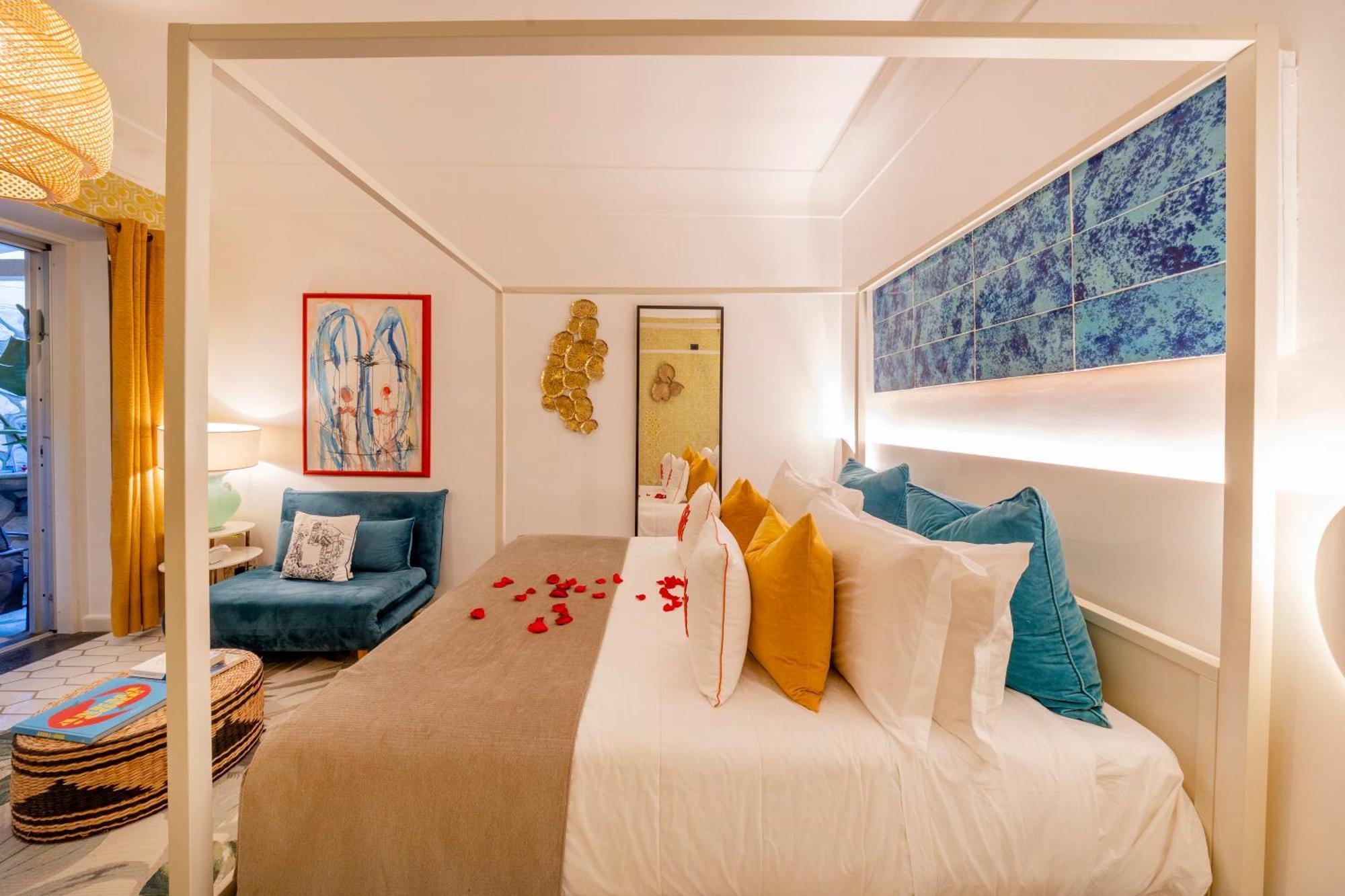 Suite Apartment Capri Con Jacuzzi In Piazzetta ภายนอก รูปภาพ